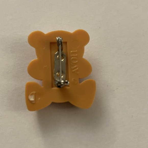 Avon Valentine Bear Heart Button Pin H17 - Picture 2 of 2